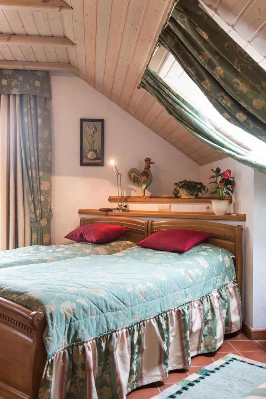 Charme - Hotel Lindenhof Wévercé Eksteriør bilde