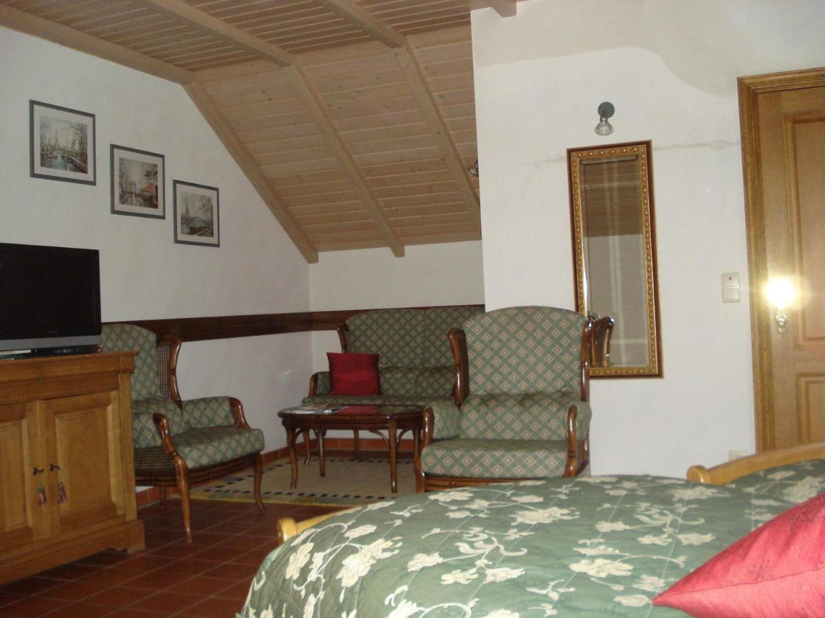 Charme - Hotel Lindenhof Wévercé Rom bilde
