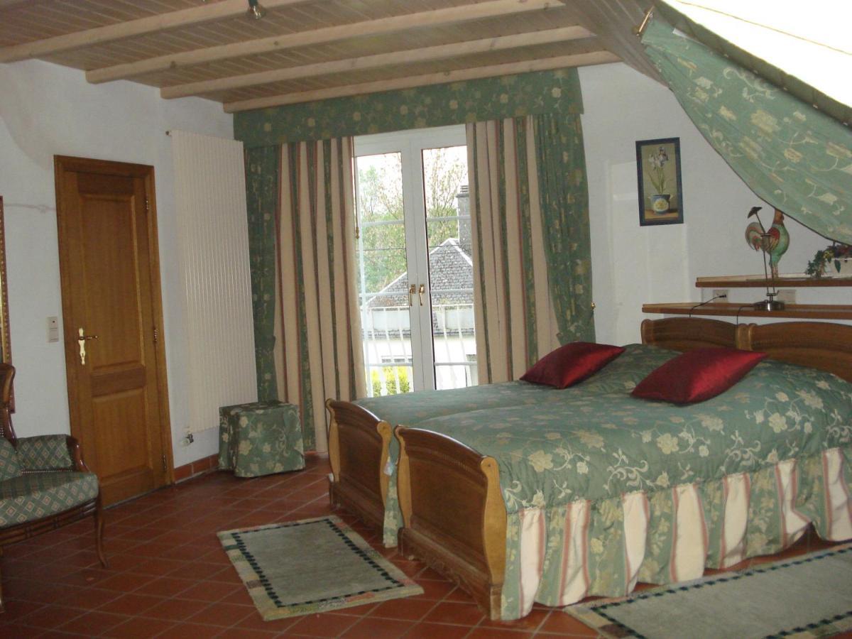 Charme - Hotel Lindenhof Wévercé Rom bilde